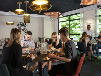 Le Quai restaurant picture