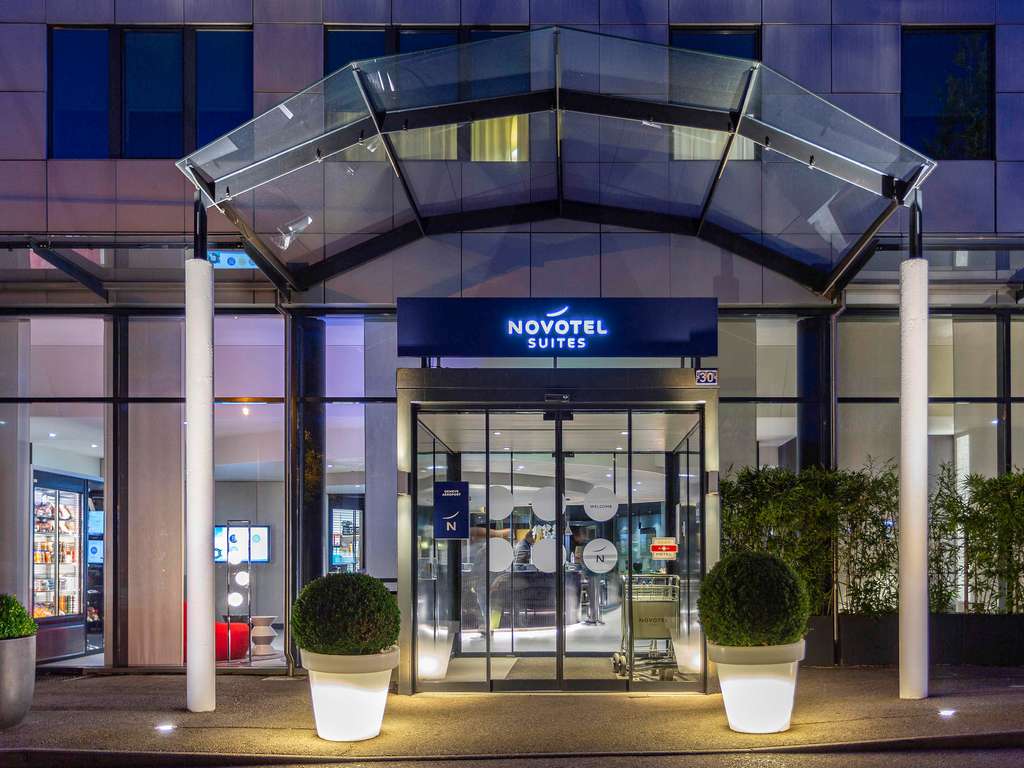 Novotel Suites Geneve Aeroport - Image 2