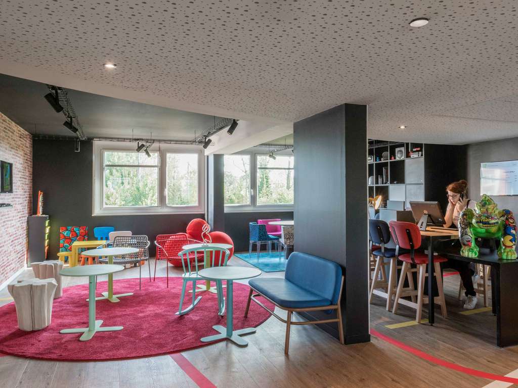 ibis Styles Lyon Bron Eurexpo - Image 2