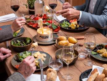 A L EPICERIE restaurant picture